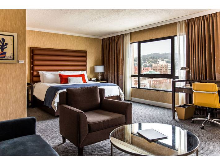 Hotel for 4 people in Oregon