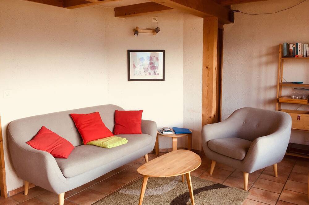 Alleinstehendes Chalet in sonniger, ruhiger Lage in Mase, Mont-Noble