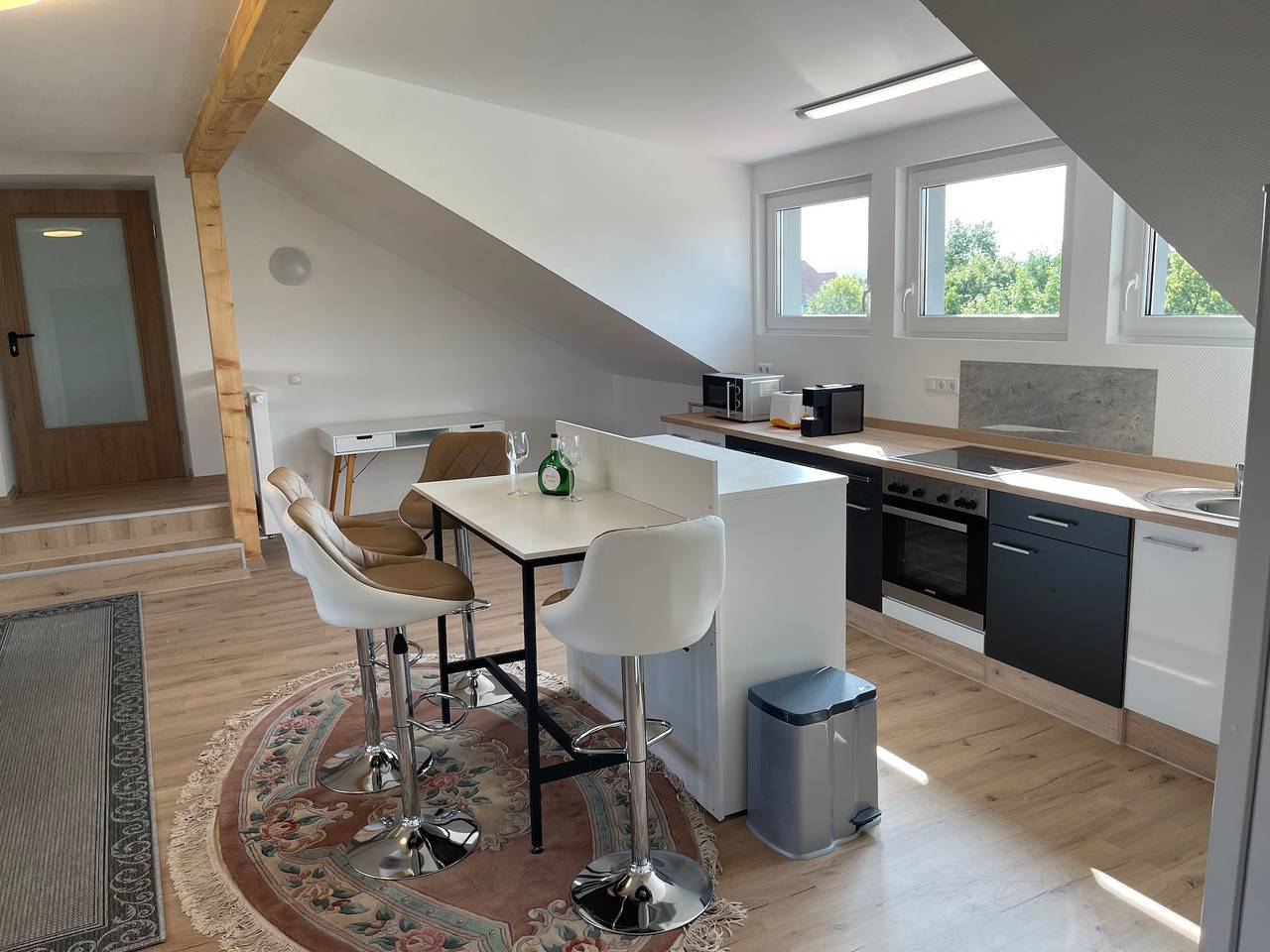 Ganze Wohnung, Apartment Promedklinik 3 nahe Main mit mit Angebot von Wellnessmassagen vor Ort in Volkach, Fränkisches Weinland
