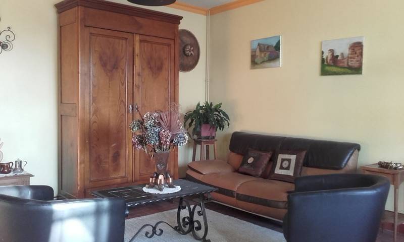 Gîte pour 5 personnes, avec jardin, animaux acceptés à Jugon-les-Lacs - 4