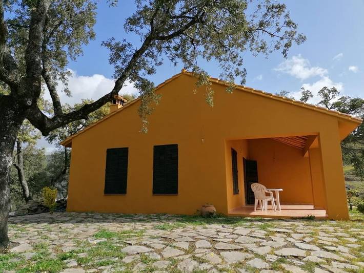 Chalet para 4 personas, con jardín y vistas, Se admiten mascotas en Valle del Genal - 3