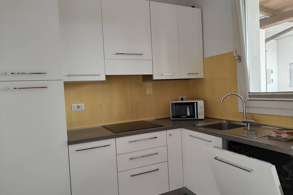 Rote Wohnung im Bauernhaus Poggio alla Cavalla im Herzen der Toskana in Lamporecchio, Pistoia Provinz