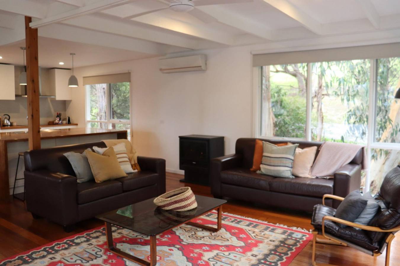Whispering Gums · Lorne Ocean Views, Pet Friendly Ev charger in Lorne, Great Ocean Road
