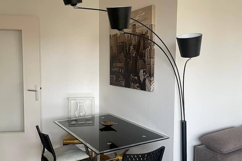 Entire apartment, Seasonal Rental for Olympic Games 2024 in Courbevoie, Hauts-de-Seine