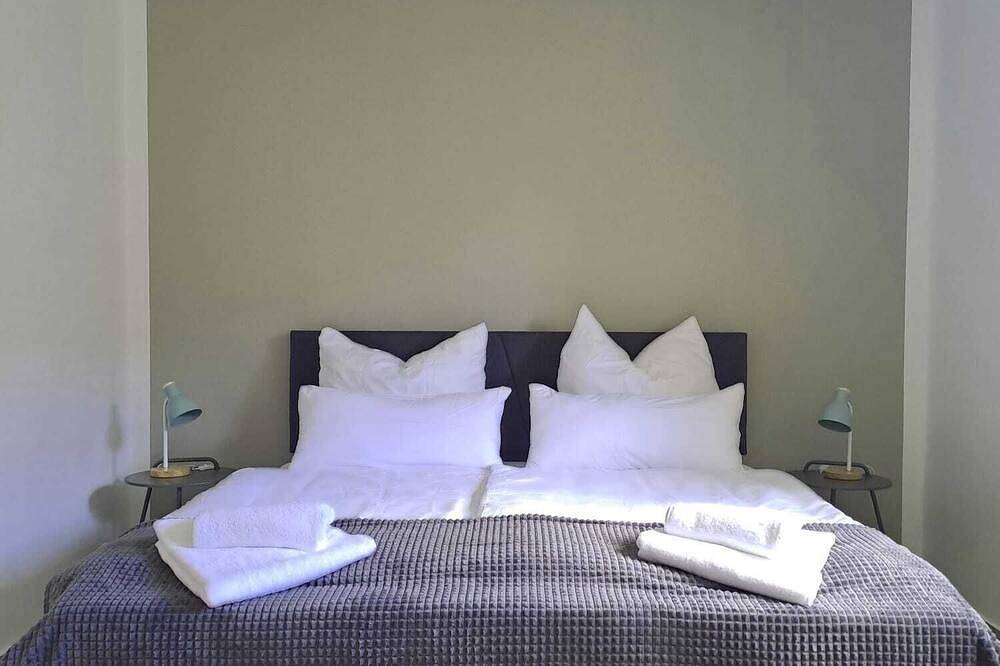 Ganze Wohnung, Apartment Seeblick,Ihr einzigartiger Aufenthalt direkt am Bad Salzunger Burgsee in Bad Salzungen, Werratal