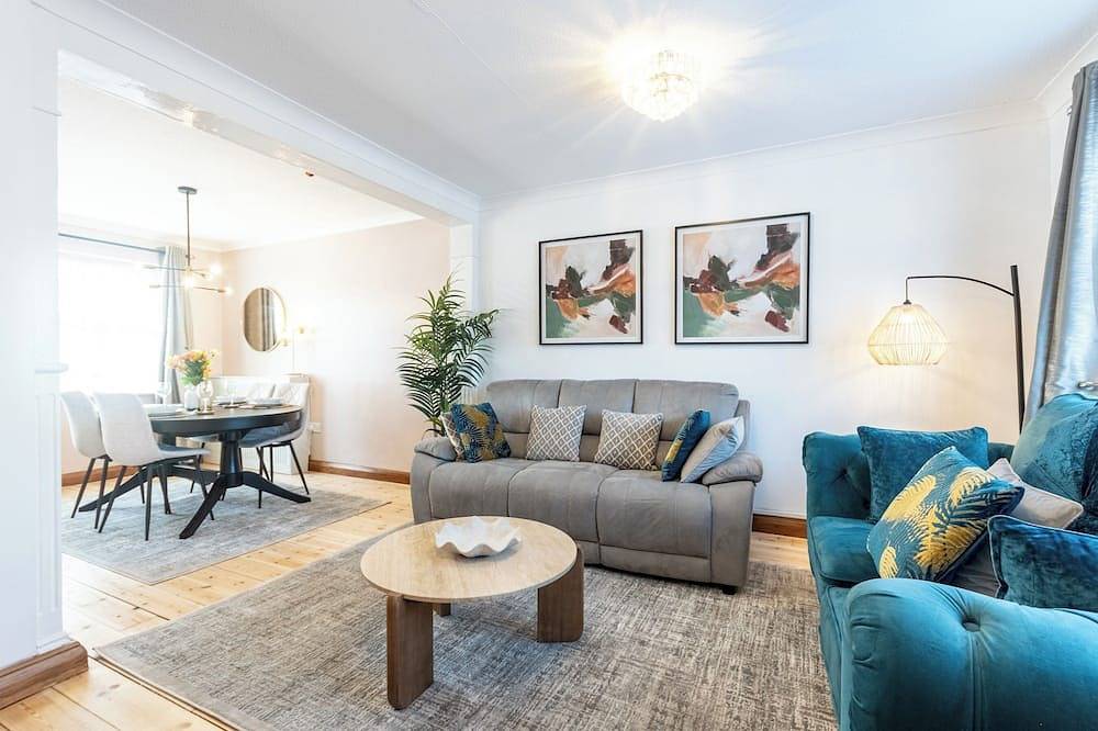 3 Bedroom home near Seafront | Sleeps 5 - Pass the Keys in Southend-on-Sea, Östliches England