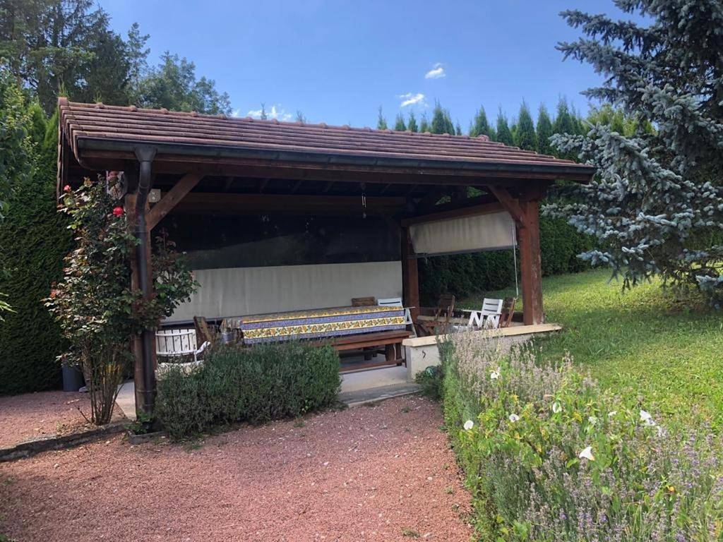 Four-Bedroom House in Marigny (Jura), Lac de Chalain