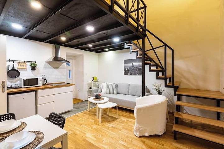 Ganze Wohnung, Modern stylish apartment @ Superb central location (R) in Budapest, Danube-Ipoly National Park