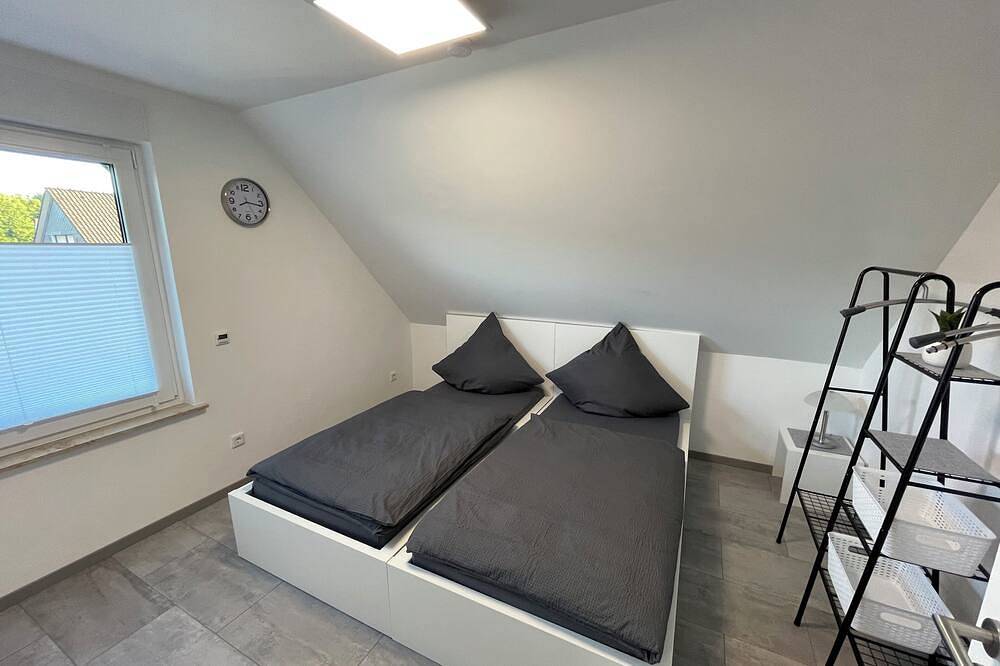 Ganze Wohnung, Moderne Wohnung nah am Cappenberger-See, 1-4 Gäste in Lünen, Ruhrgebiet