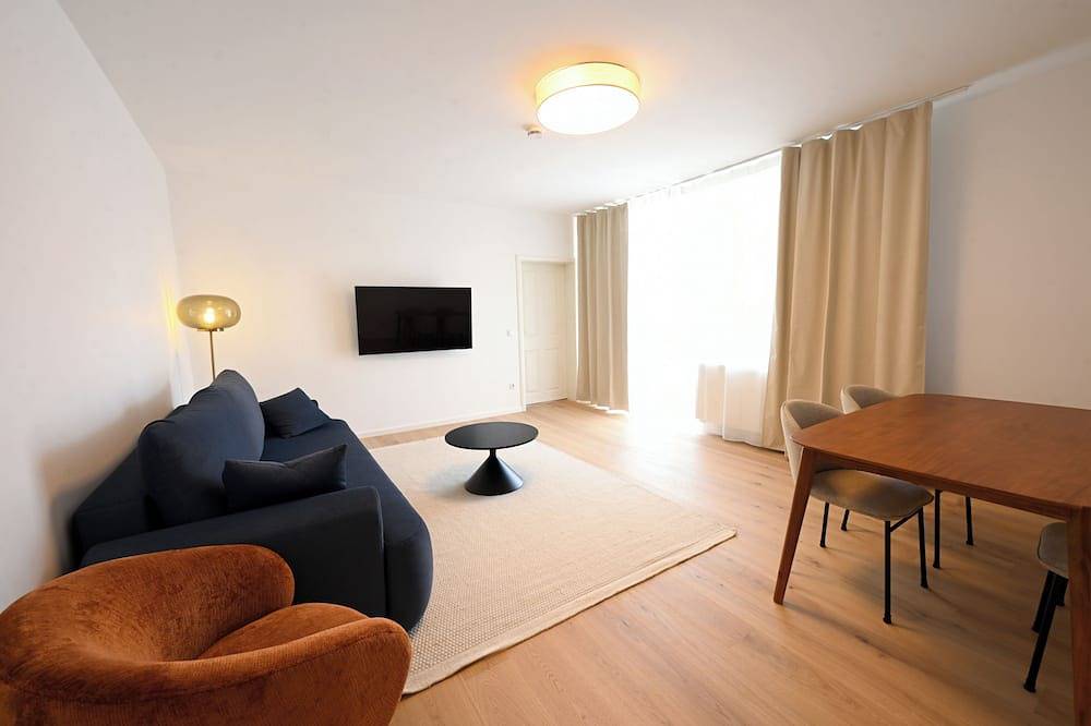Ganze Wohnung, Liboria Ferienwohnung Starnberg mit Balkon für 6 Personen in Strandbad Starnberg, Starnberg