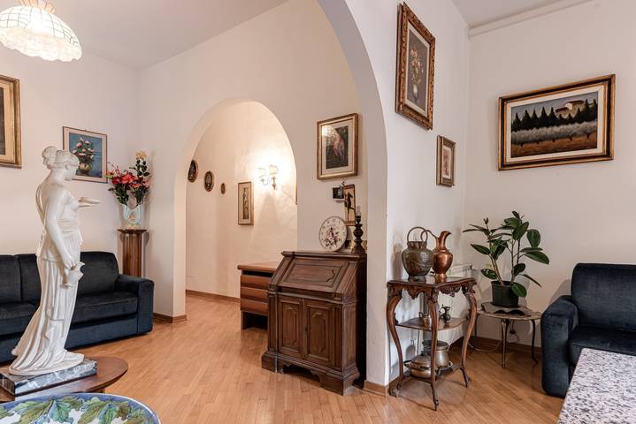 Appartamento per 7 persone, con Balcone a Firenze Centro storico