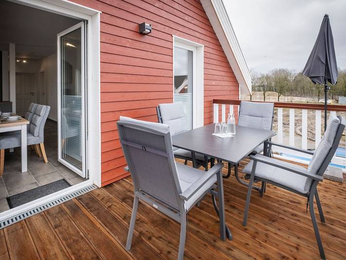 Ferienwohnung für 4 Personen, mit Balkon und Whirlpool sowie Sauna