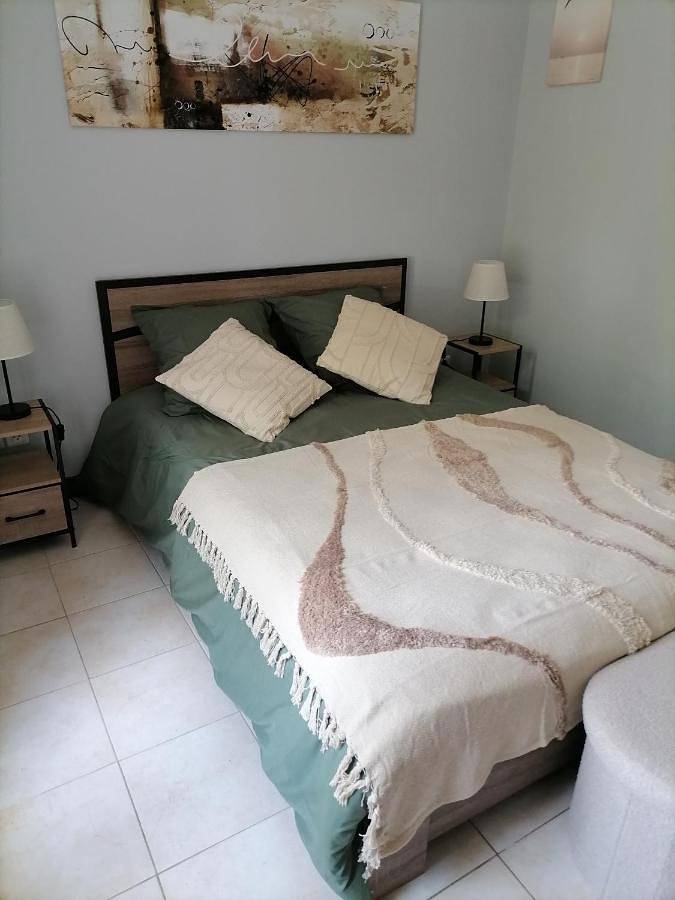 Chambre d’hôte pour 2 personnes, avec piscine ainsi que jardin et jacuzzi dans le Gers - 2