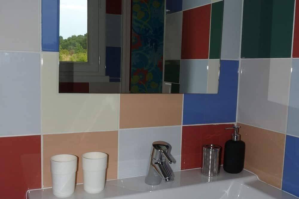 Ganze Wohnung, Gîte 45 m2 3 Sterne jeder Komfort Design viele Aktivitäten möglich in Mollans-sur-Ouvèze, Nyons und Umgebung