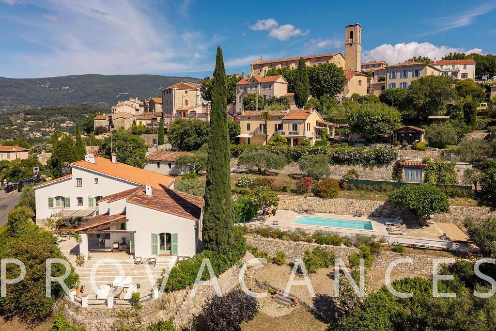 Holiday home with pool within walking distance to Fayence in Fayence, Region de Draguignan