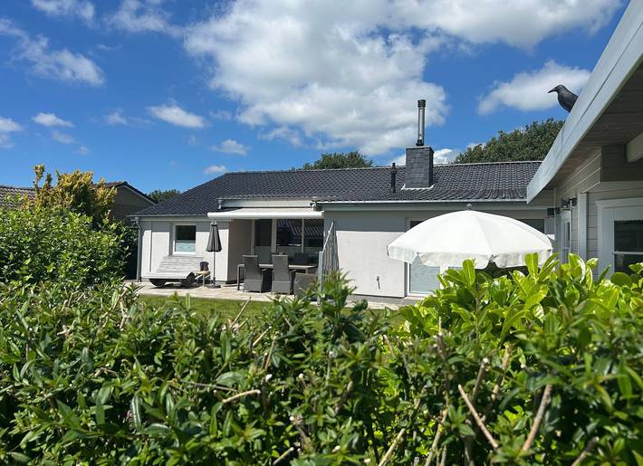 Ganze Wohnung, Ferienwohnung Deichperle mit hochwertiger Ausstattung direkt an der Perlebucht in Hundestrand Büsum, Büsum