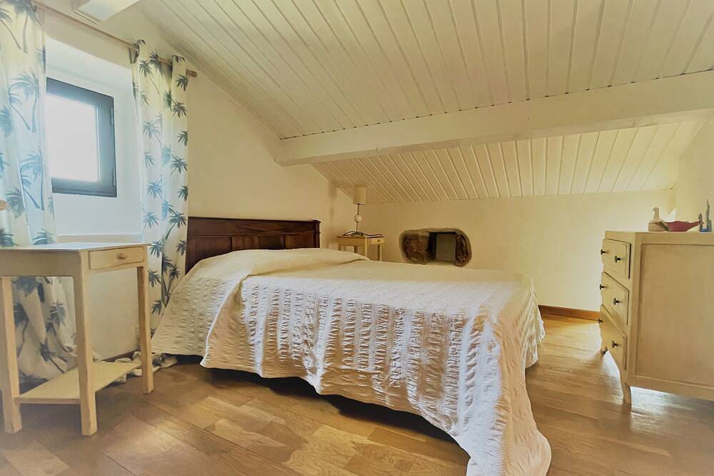 Mas Des Oliviers - Mas typiquement provençal rénové avec goût et piscine privée in Les Salelles, Parc naturel régional des Monts d'Ardèche