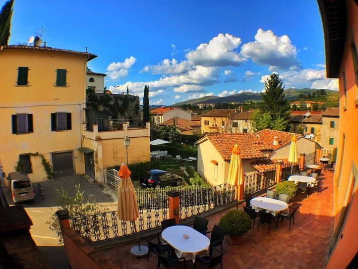 Location de vacances pour 7 personnes, avec piscine ainsi que vue et jardin à Greve In Chianti - 3