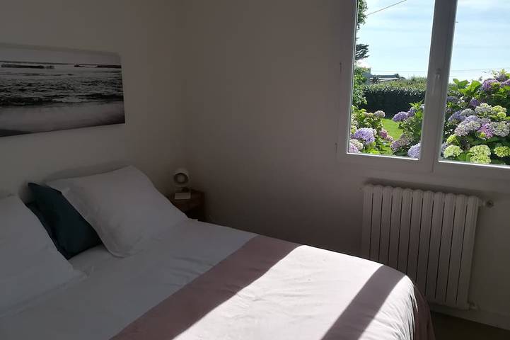 Location de vacances pour 5 personnes, avec jardin et terrasse dans Plage Porz Liogan Le Conquet - 2