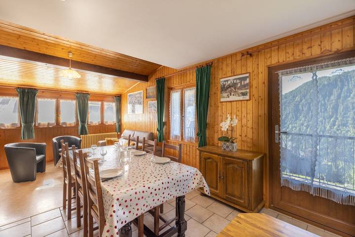 Gîte pour 6 personnes, avec jardin à Chatel - 3