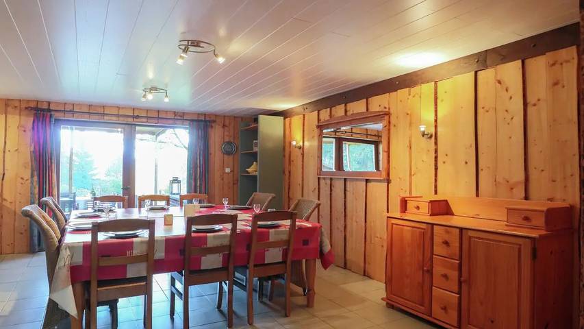 Location de vacances pour 12 personnes, avec jardin à St. Vith - 3
