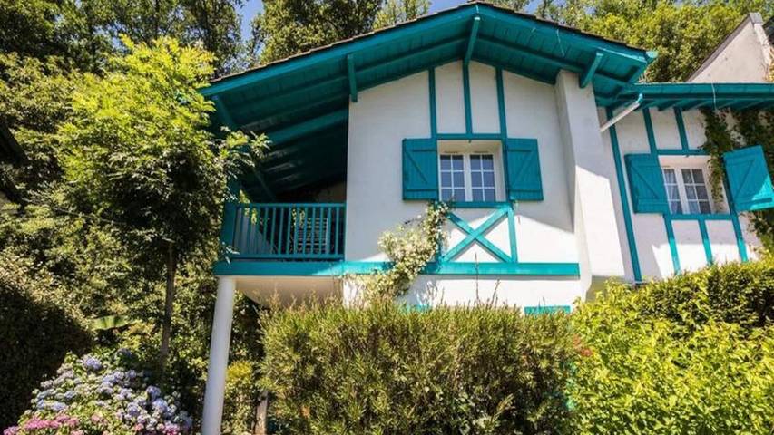 Gîte pour 9 personnes, avec jardin à La Bastide-Clairence - 2