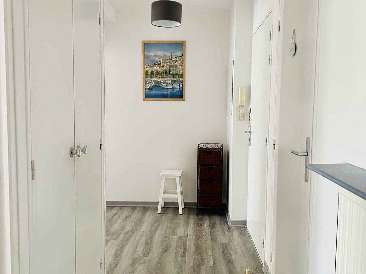 Ganze Wohnung, Cambo-les-Bains, T2 mit Terrasse, privater Parkplatz, für 2 Personen in Cambo-les-Bains, Bayonne und Umgebung