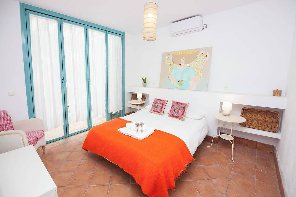 Bohemian Villa Beach & Pool in Roche, Conil de la Frontera