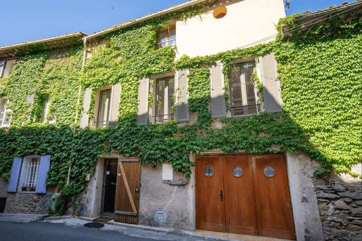 Location de vacances pour 7 personnes, avec terrasse, adapté aux familles à La Garde-Freinet - 3
