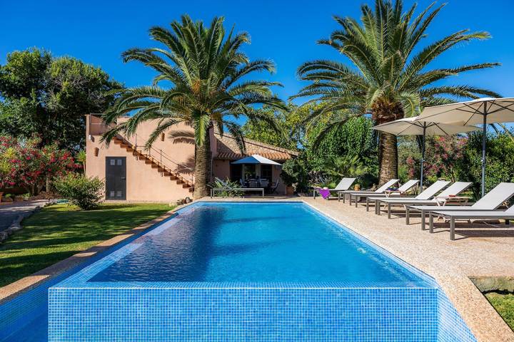 Vakantiehuis voor 8 personen, met Tuin in Capdepera