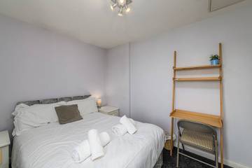 Apartment for 4 People in Cardiff Bay, Cardiff, Photo 4