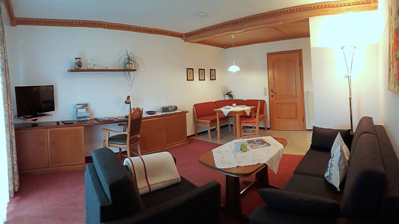 Ganze Ferienwohnung, Ferienwohnung für 2 Personen (40 m²) in Bad Bayersoien in Bad Bayersoien, Romantische Straße