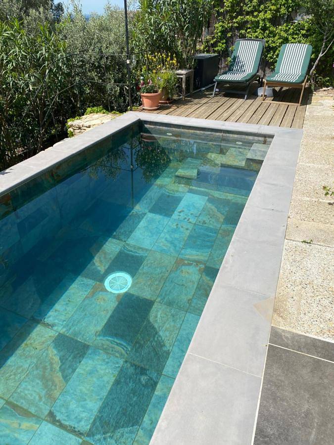 Maison de vacances pour 2 personnes, avec Terrasse et Jardin ainsi que Piscine et Vue à Beaumes-de-Venise