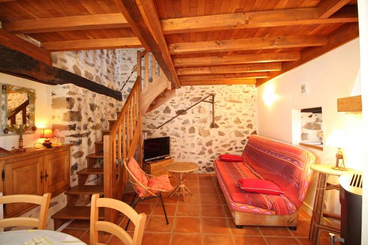 Gîte pour 2 personnes, avec jardin à Solignac (homonymie) - 3