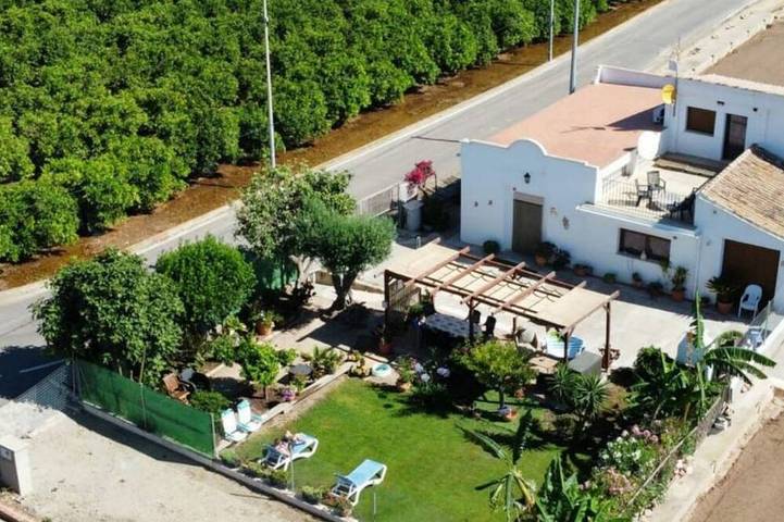 Finca für 6 Personen, mit Garten und Pool in Valencia