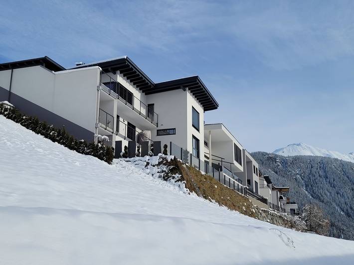 Ferienwohnung für 5 Personen, mit Terrasse und Garten in Fließ