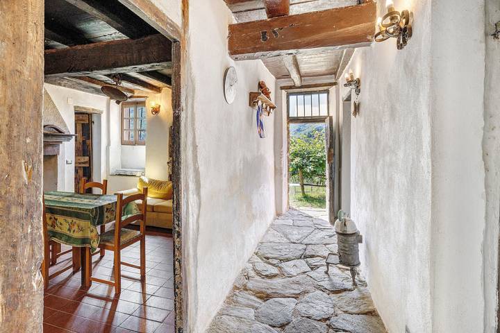 Holiday Home 'Ca' Rionda' with Mountain View, Private Garden and Wi-Fi in Osiglia, Liguriska alperna