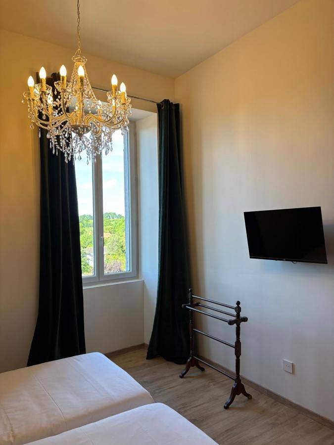 Les Chambres du Montréal et l'Hôtel particulier in Montréal (Gers), Gers