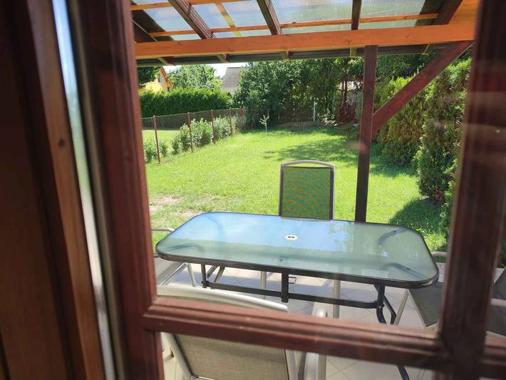 Ferienhaus mit Garten, grosser Terrasse und Grillmöglichkeit  in Balatonkeresztur, Plattensee Südufer