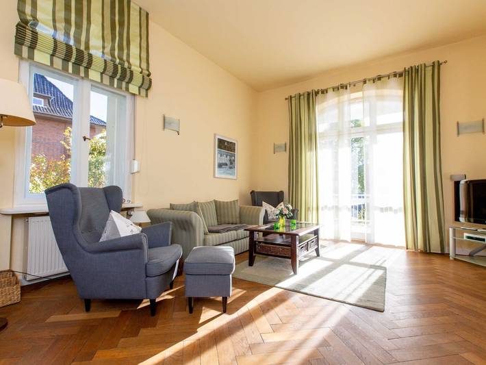 Ferienwohnung für 4 Personen, mit Balkon und Garten sowie Sauna und Seeblick in Malchow