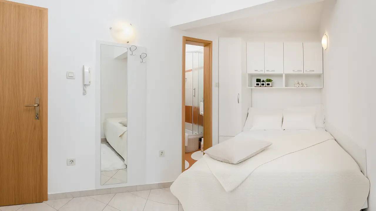 Zimmer für 2 Personen (10 m²) in Rogoznica in Rogoznica, Šibenik-Knin