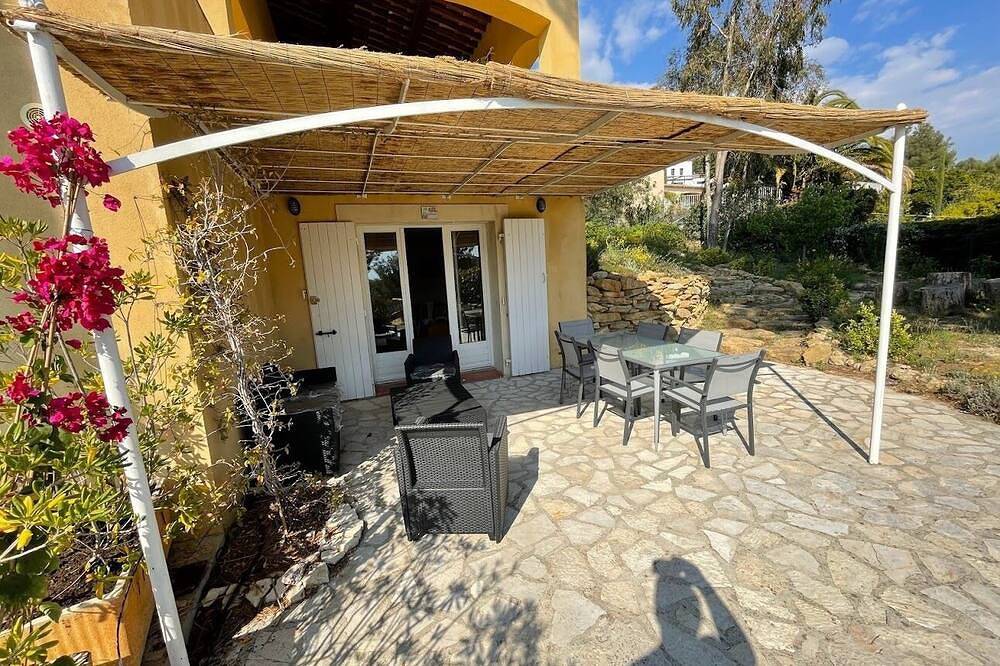 Appartement entier, Bel appartement T2 La Marjolaine dans une villa in La Cadière-d'Azur, Côte méditerranéenne (France)