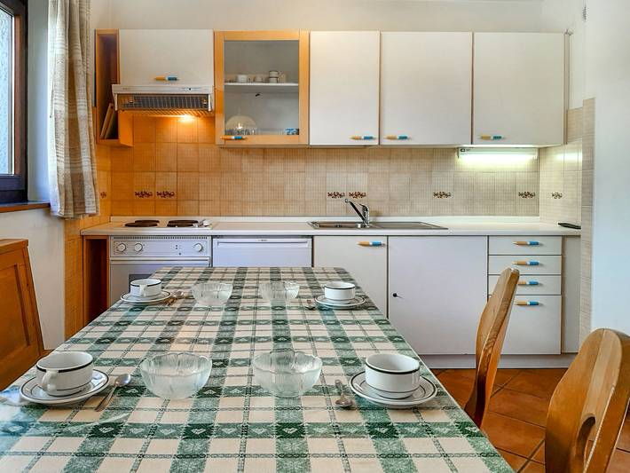 Ferienwohnung für 4 Personen, mit Terrasse und Garten in Canazei - 4