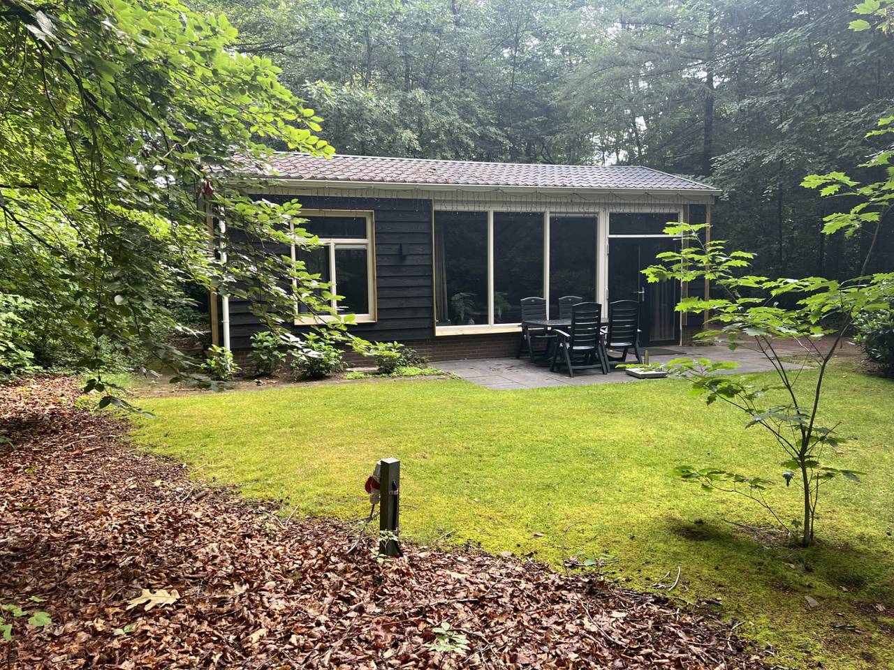 Luxuriöses Ferienhaus mit Whirlpool für 4 Personen in den Wäldern in Epe, Veluwe