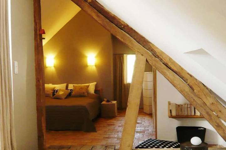 Location de vacances pour 4 personnes, avec jardin ainsi que sauna et jacuzzi, animaux acceptés à Saint-Léger-sous-Beuvray - 2