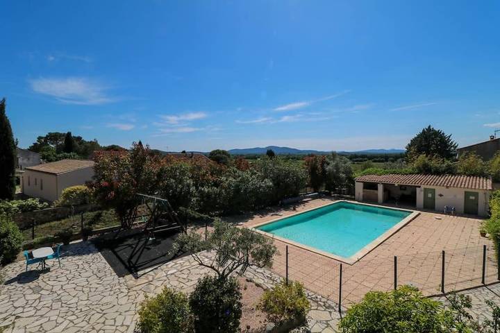 Gîte pour 4 personnes, avec piscine à Canaules-et-Argentières - 2