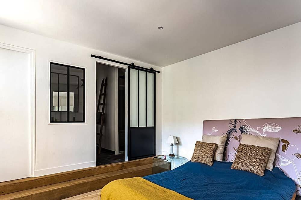 Apartamento entero, Loft 92 - Avec belle terrasse proche de Paris in Ville-d'Avray, Altos del Sena