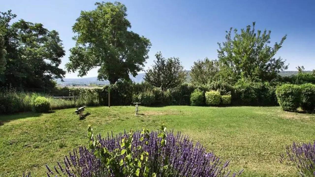 Apartamento vacacional entero, Ferienwohnung für 6 Personen (43 m²) in Bonnieux in Lacoste, Parque natural regional del Luberon