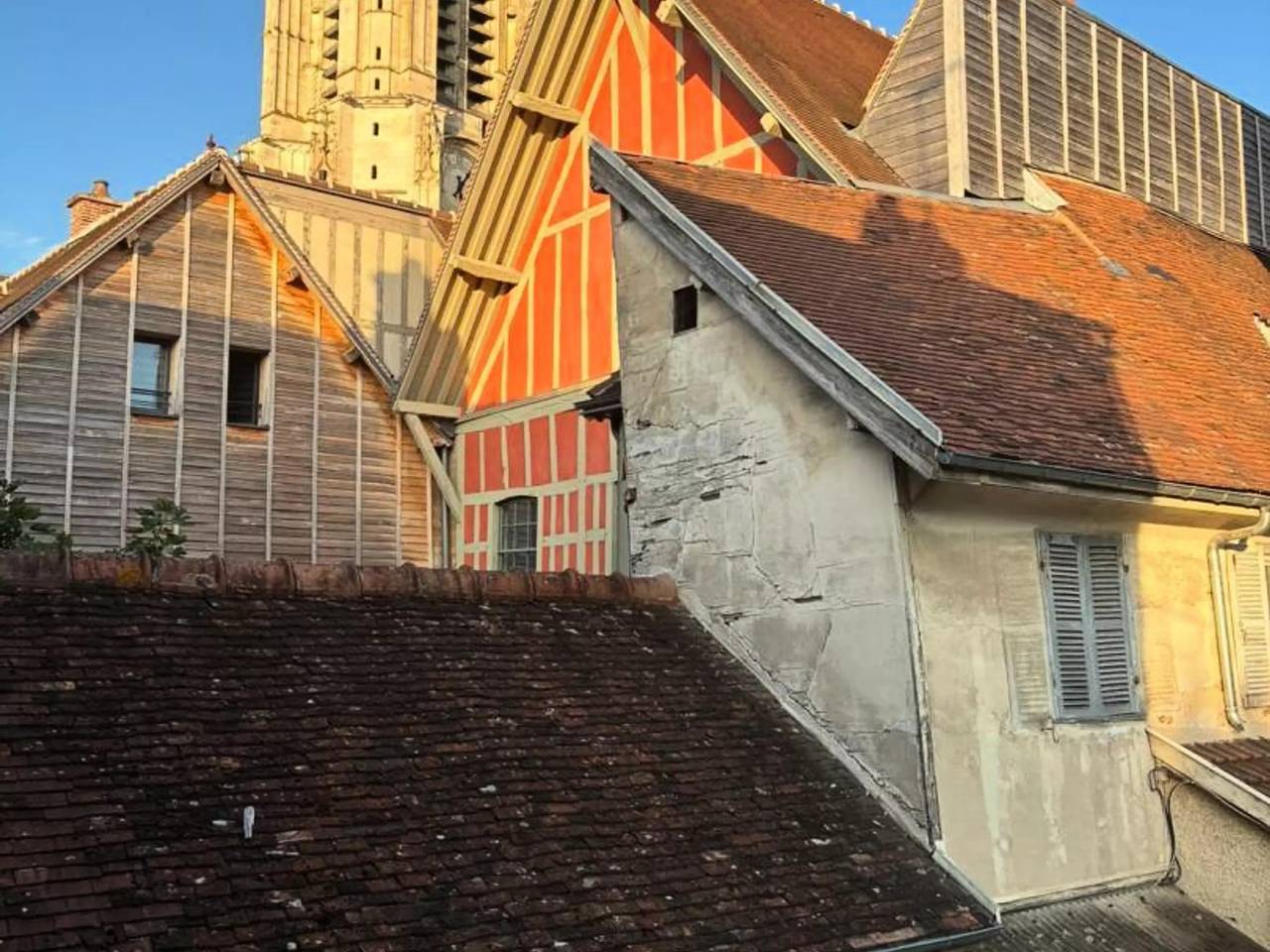 Apartamento entero, 2 estancias 4 Personas in Troyes, Aube (desambiguación)