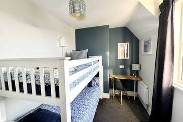 Apartment for 6 People in Southsea, Portsmouth, Photo 2